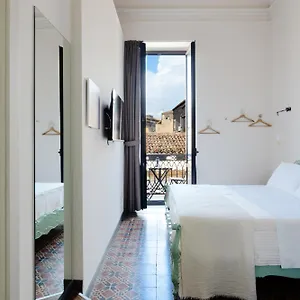 https://holiday-lux-boutique-room.sicilyhotelsitaly.net